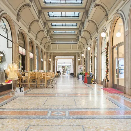 Heart Milan Apartments Duomo Missori Exterior photo