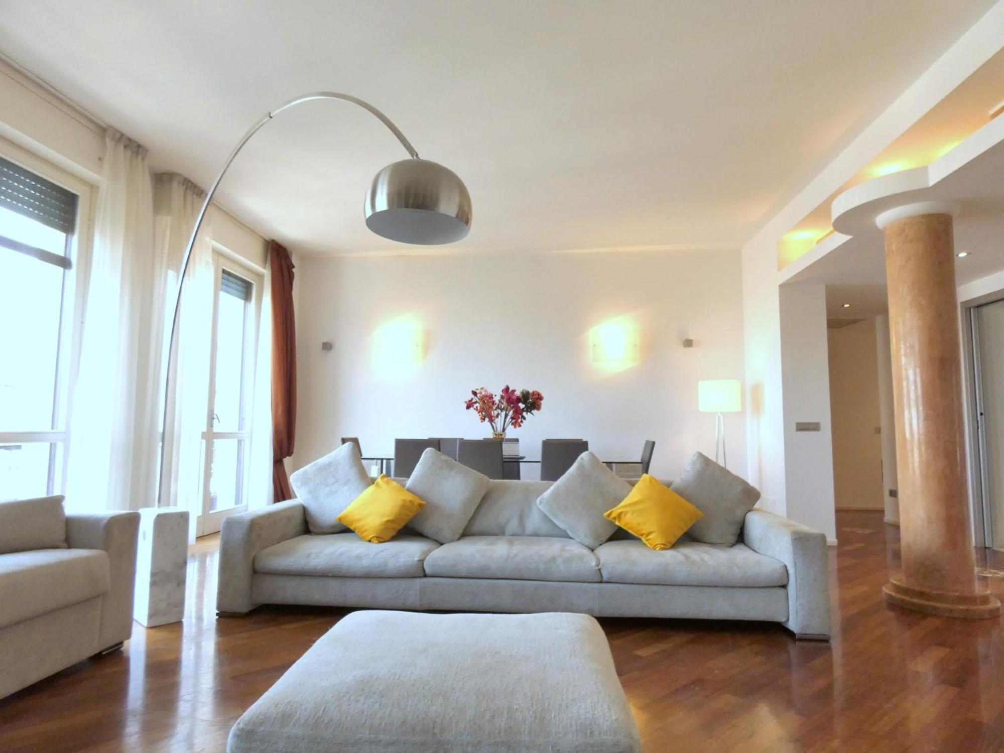 Heart Duomo Missori Apartment